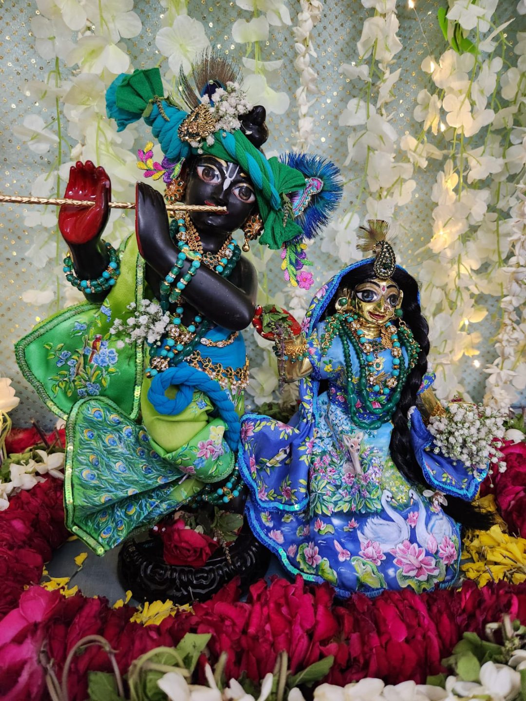 Vrindavan Outfit, Vrindavan